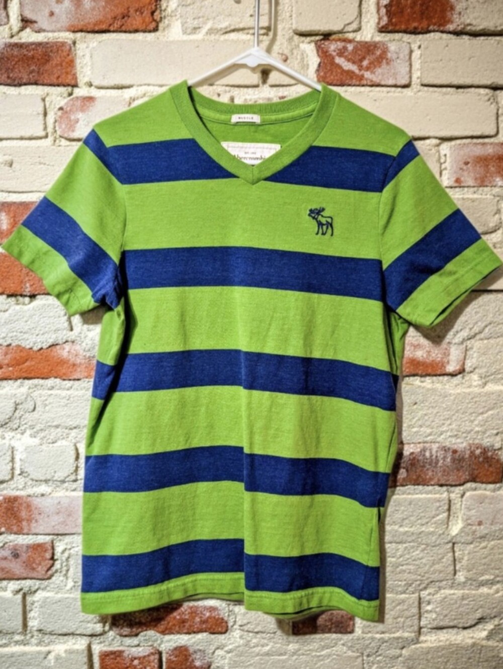 A&F 00s Y2K Vintage Muscle Tee V-Neck Green & Blue Stripe, Size L